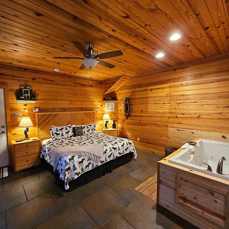 5 Min To Beaver Lake-King Bed-Fire Pit-Jetted Tub #1 Юрека Спрингс Екстериор снимка